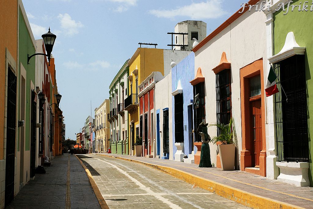 Kolorowe uliczki są zadbane