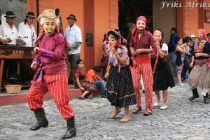 Tradycyjny taniec, Antigua, Gwatemala