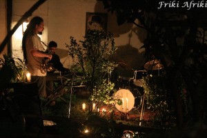 Wieczorem nasz hostel zorganizował koncerta jazzowy, było prawie tak, jakbyśmy włączyli radiową Trójkę