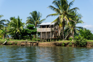 Nad brzegiem Laguna Perla